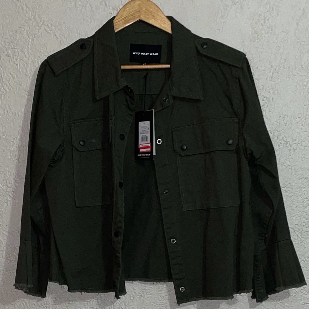 NWT Whowhatwear Ruffle Bell Sleeve Utility Jacket